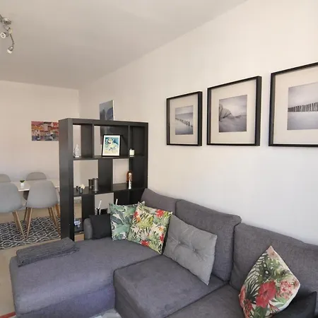 Le Cosy 2 . Lovely One-Bedroom Apartment - City Centre アパート