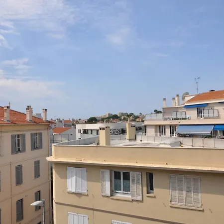 Le Cosy 2 . Lovely One-Bedroom Apartment - City Centre アパート アンティーブ