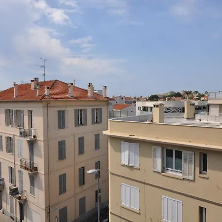 Le Cosy 2 . Lovely One-Bedroom Apartment - City Centre アパート *